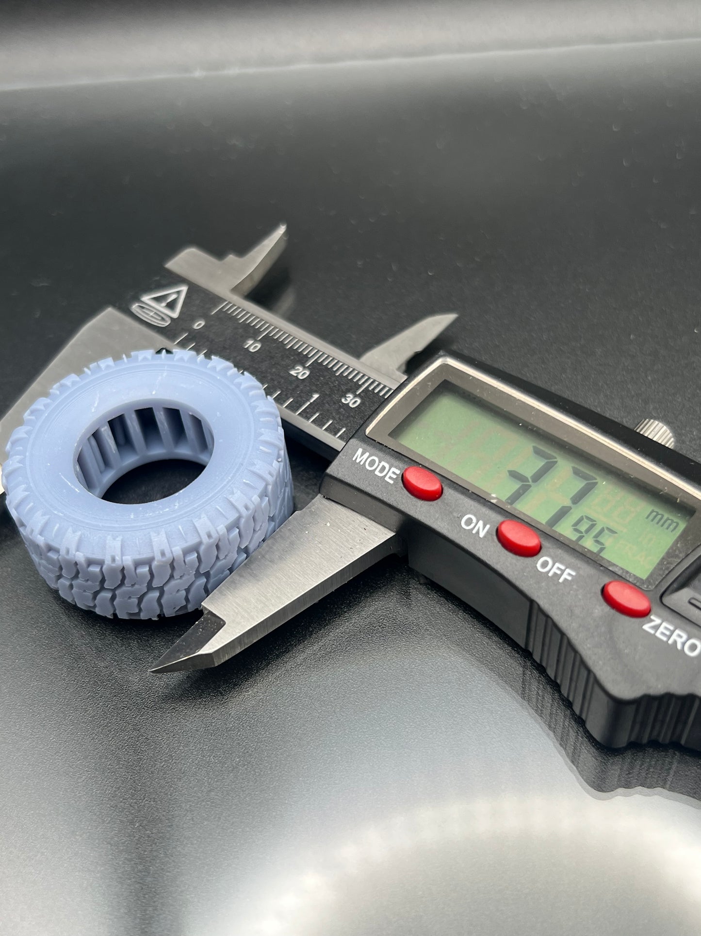 1/24 Scale Mud Bogger Wheel Set