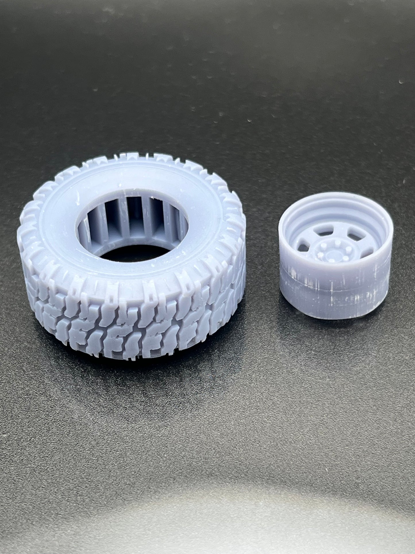 1/24 Scale Mud Bogger Wheel Set