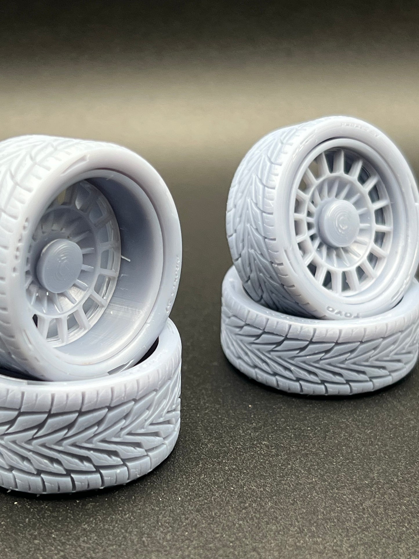 1/18 Scale Resin Artillery Wheels (Set of 4)