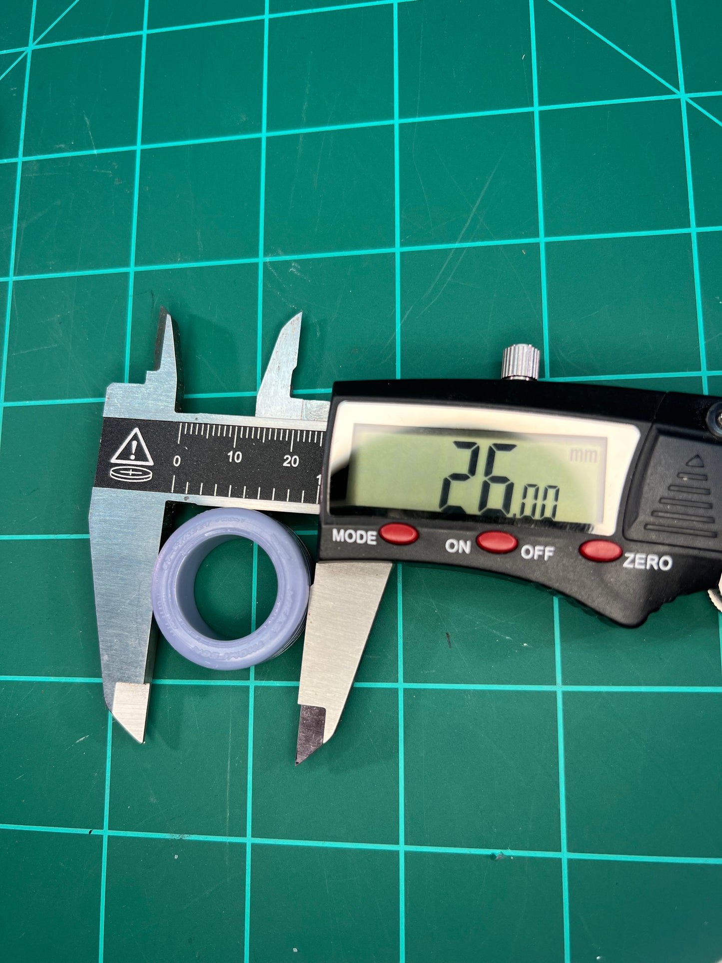 1/24 Drag Racing Wheels & Tires – Weld Magnum Front / Alpha One Rear MT Tires