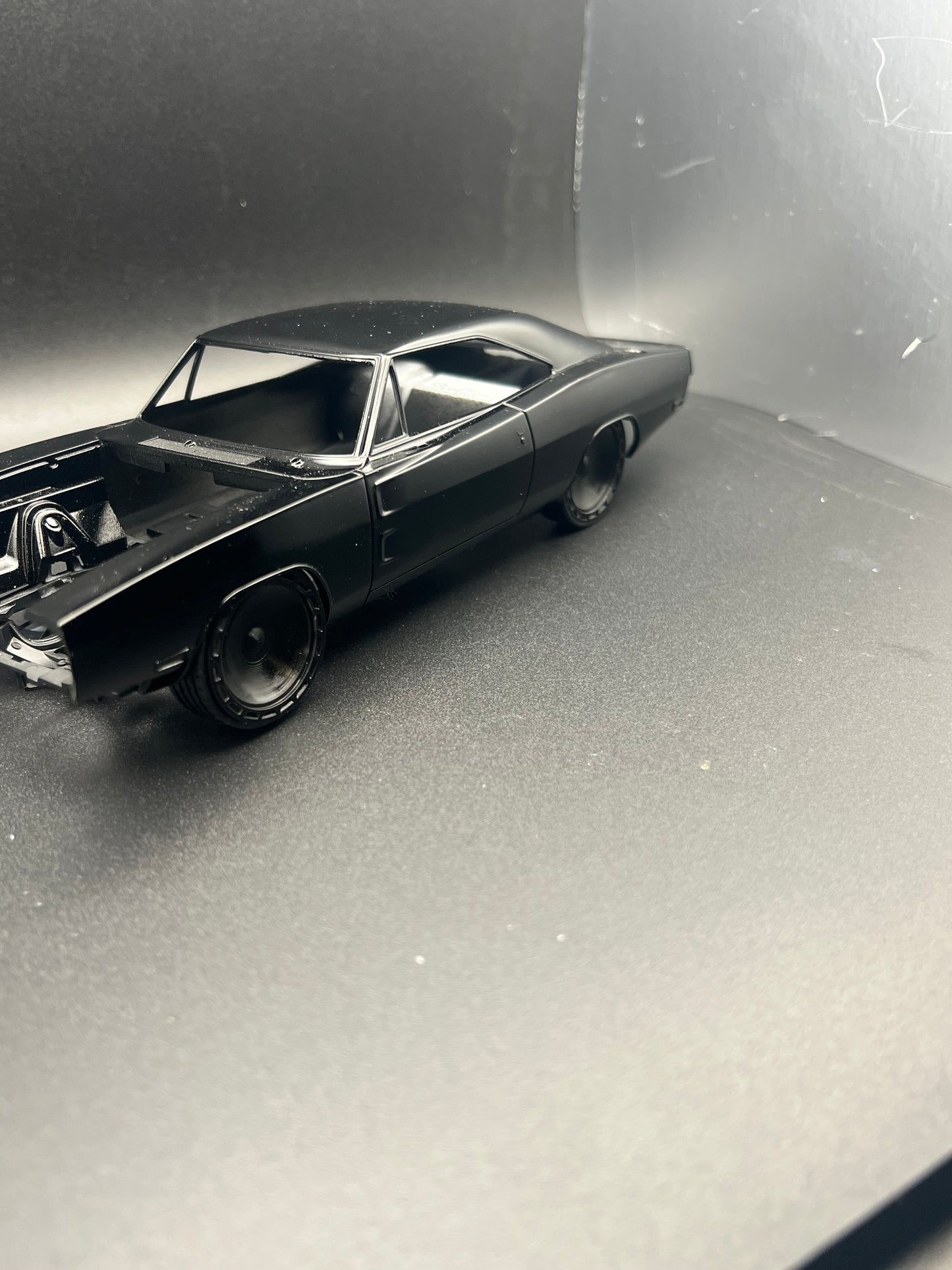 1:25 Scale Resin 26 Inch Model Car Wheel Set