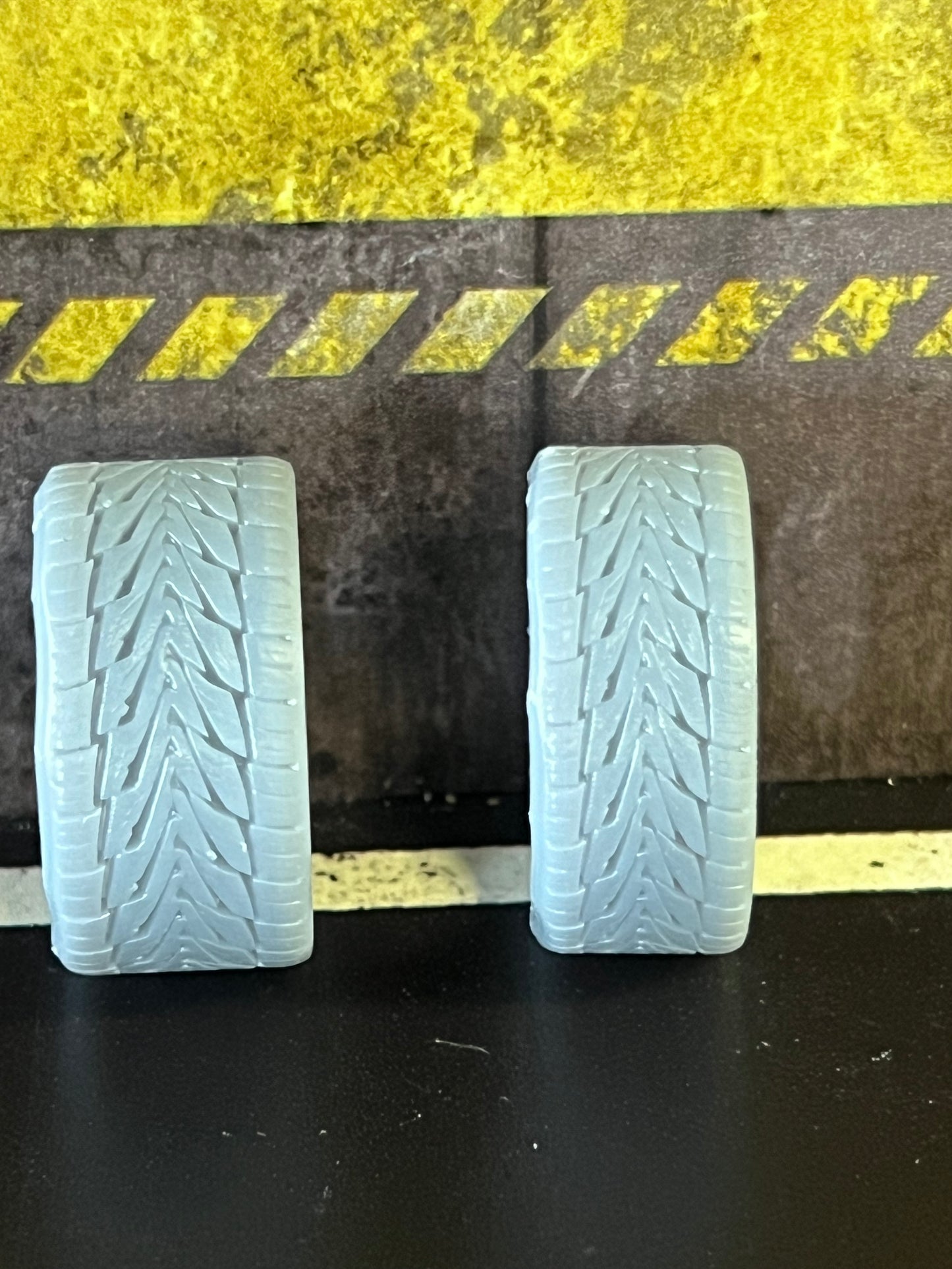 1/24 Scale American Racing Vintage Style Wheel Set for Scale Modeling