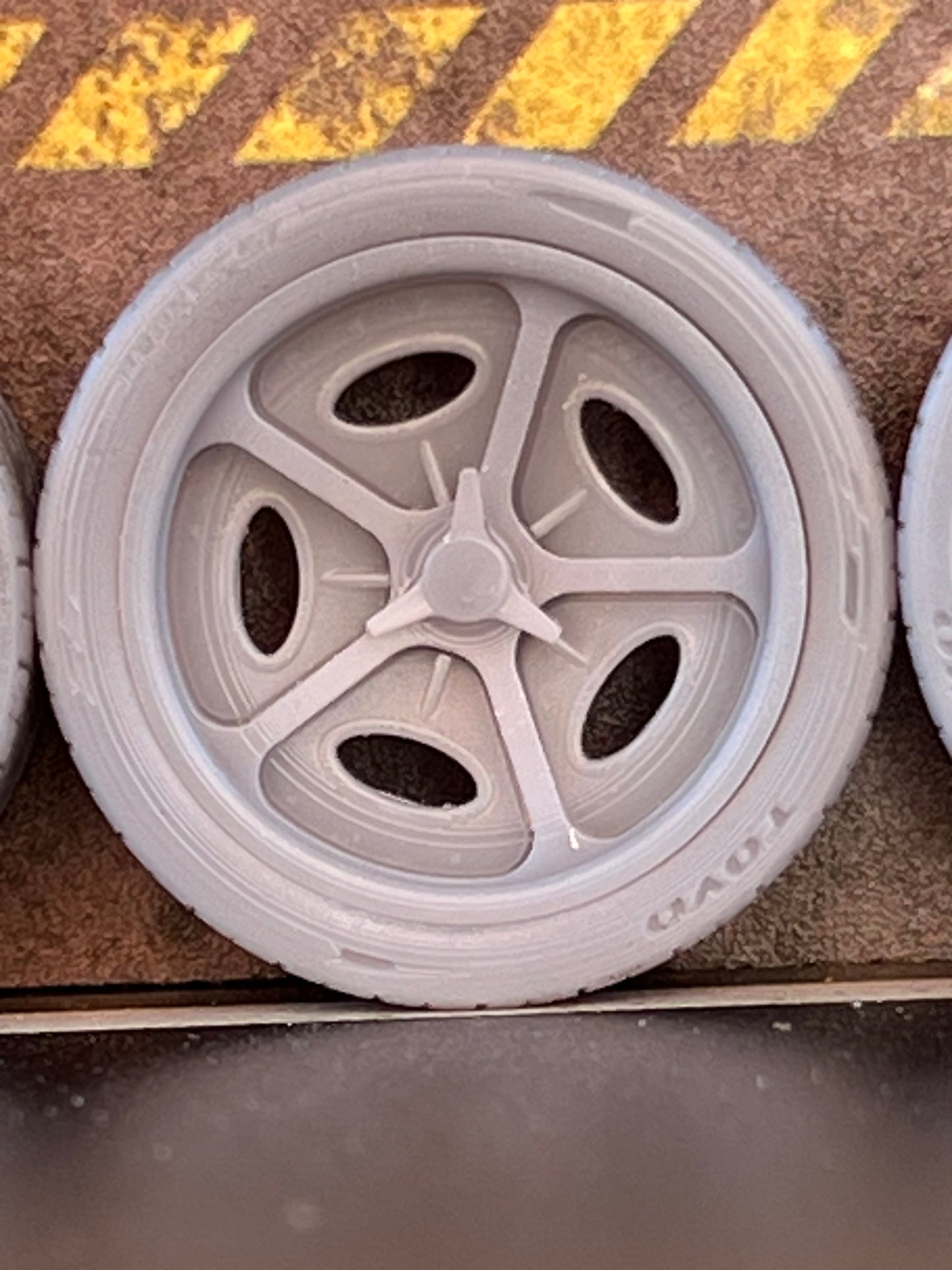 1/24 Scale Velocity Style Wheel Set