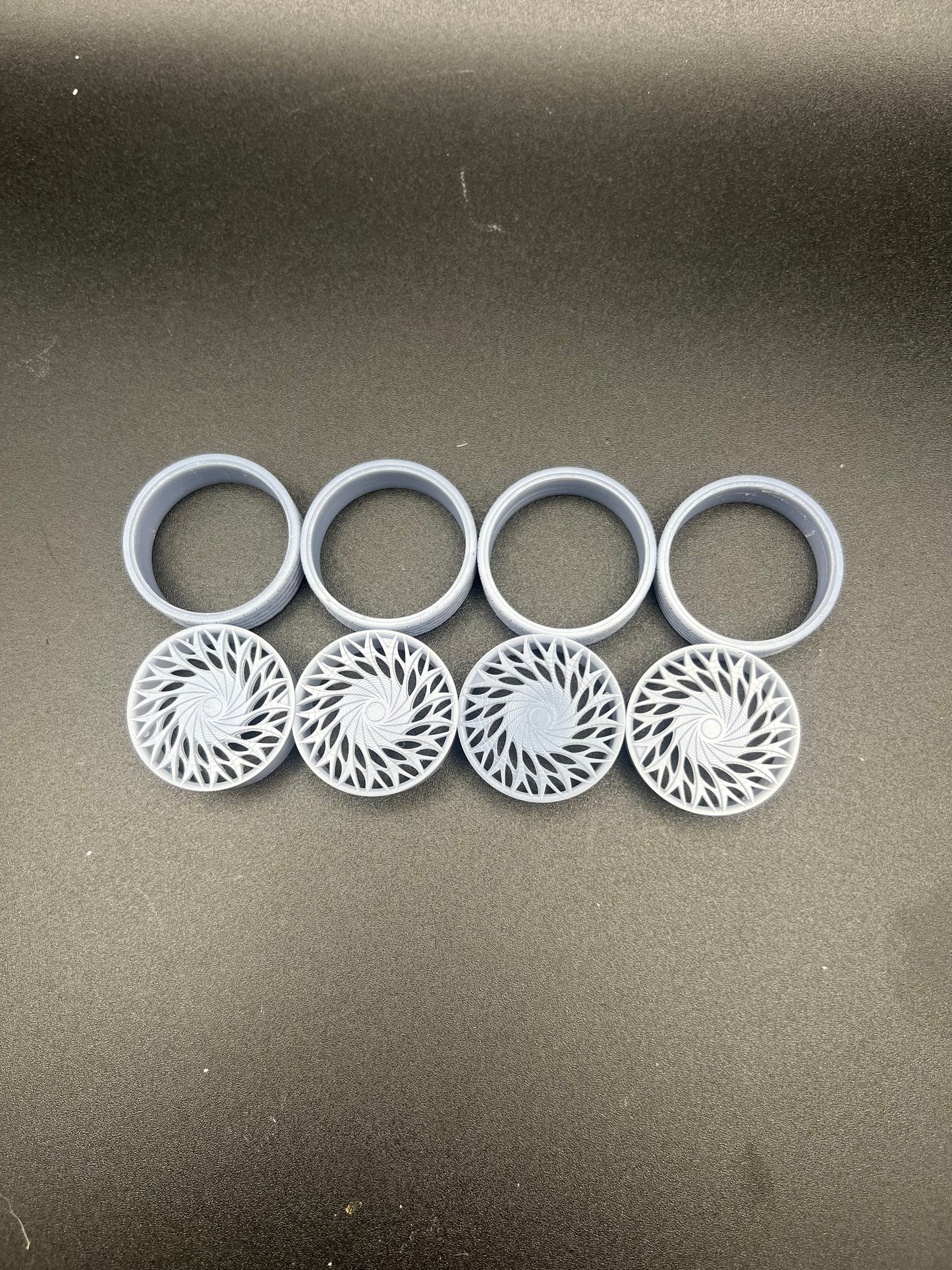 1:25 Scale Resin 26 Inch Model Car Wheel Set