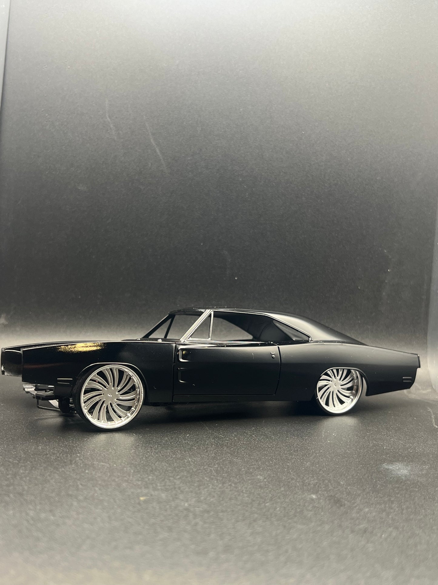 1/25 Scale Resin 26 Inch Model Car Wheel Set