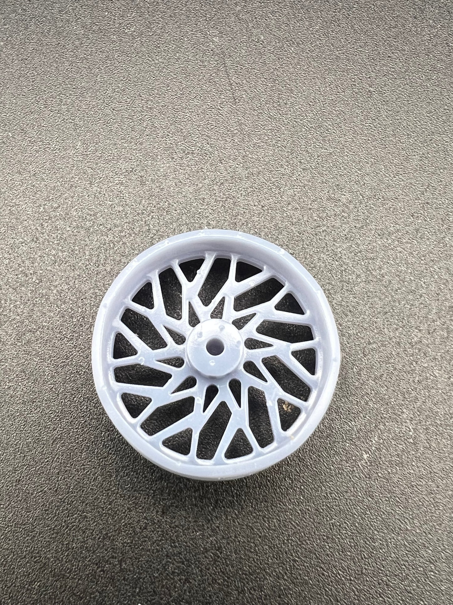 1:25 Scale Resin 26 Inch Model Car Wheel Set