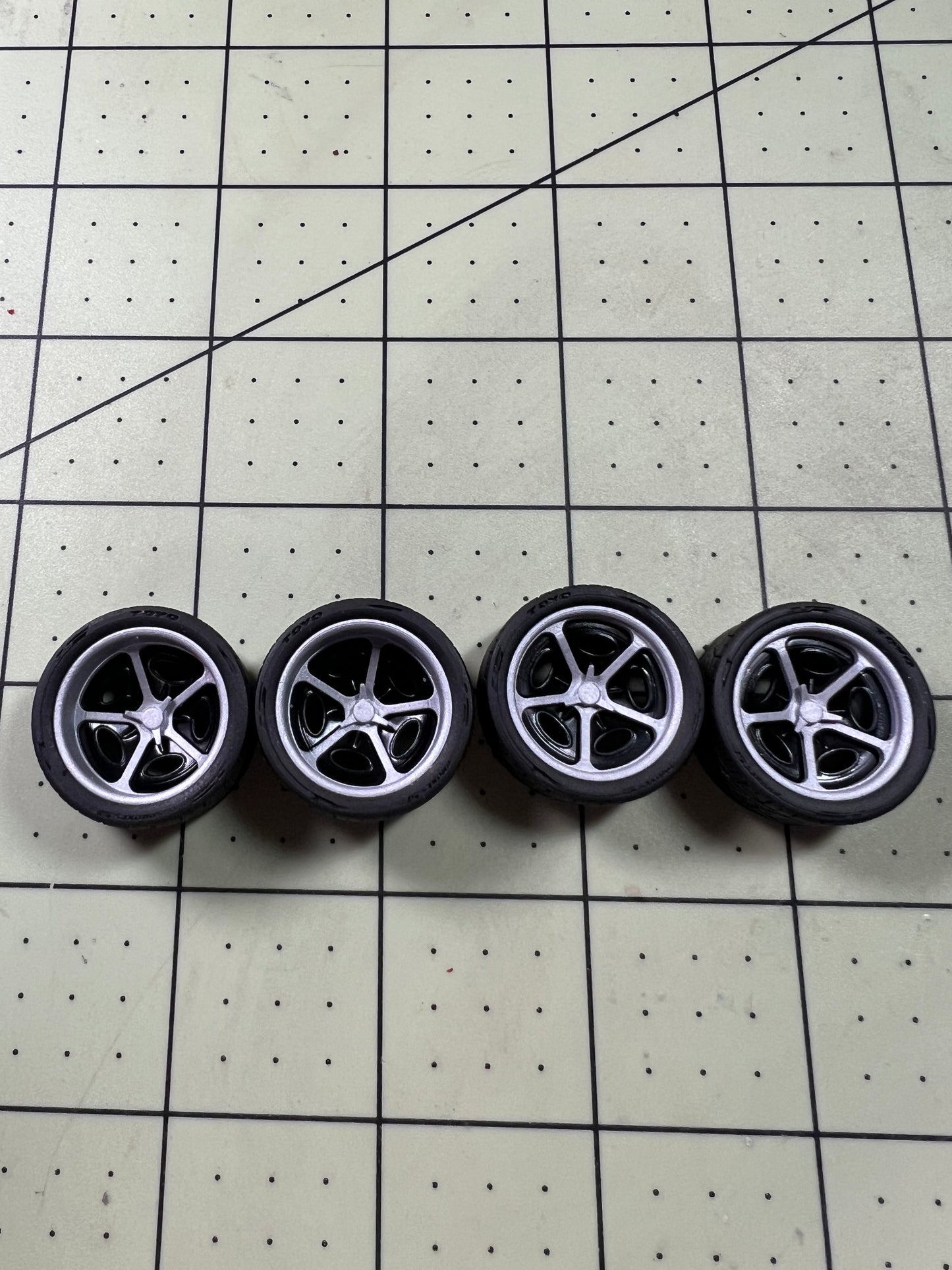 1/24 Scale Velocity Style Wheel Set