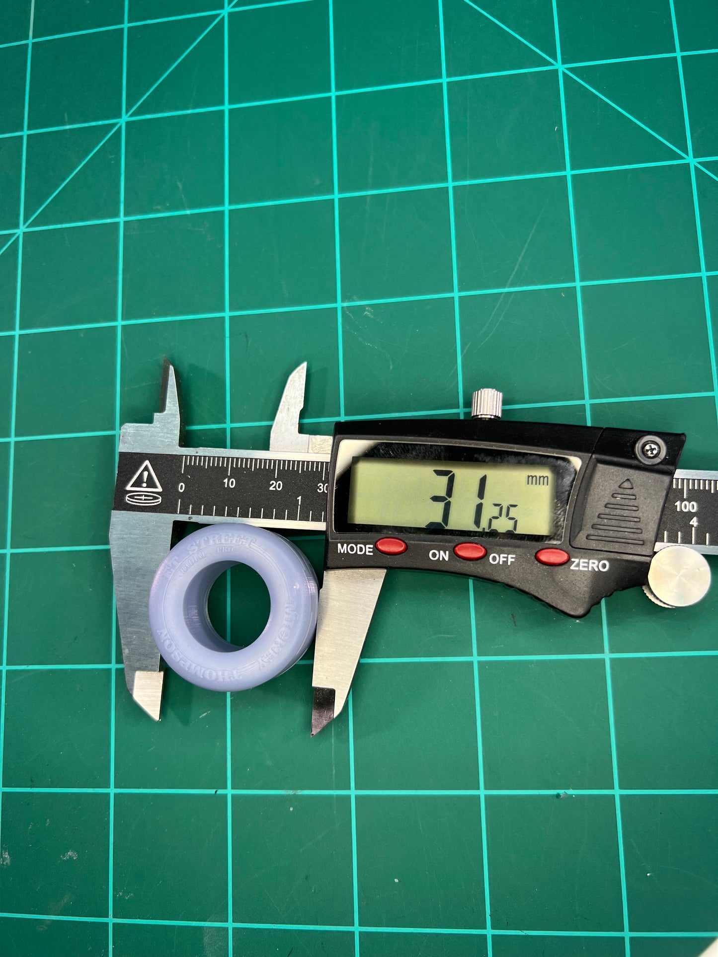 1/24 Drag Racing Wheels & Tires – Weld Magnum Front / Alpha One Rear MT Tires