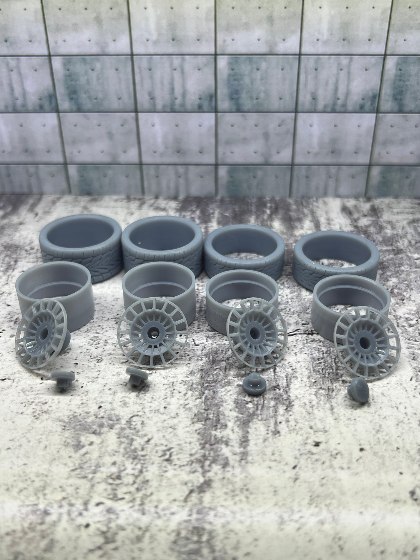 1/24 Scale Artillery Chevy Style Wheel Set
