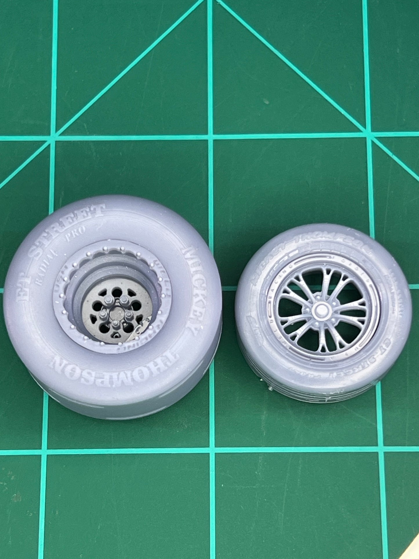 1:24 Drag Racing Wheels & Tires – Weld V Front / Alpha One Rear M/T Tires