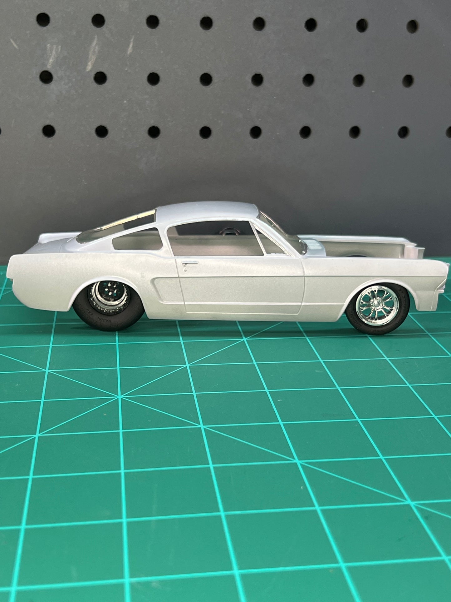 1:24 Drag Racing Wheels & Tires – Weld V Front / Alpha One Rear M/T Tires